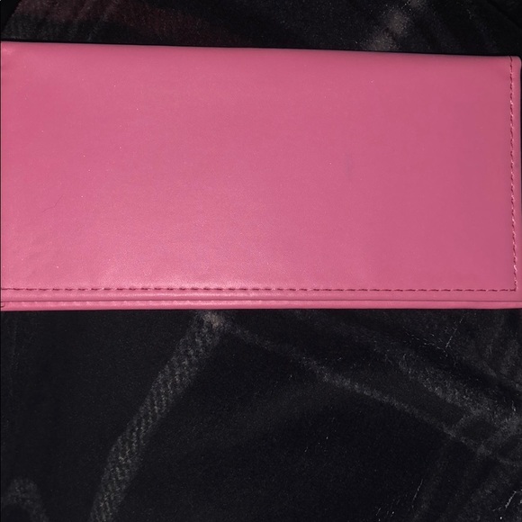 Camo mossy oak and a check book holder - Picture 3 of 4